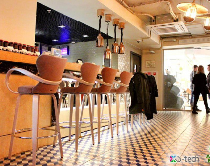 novoe-bistro-ot-azbuka-vkusa-na-manezhnoj-ploshchadi-1